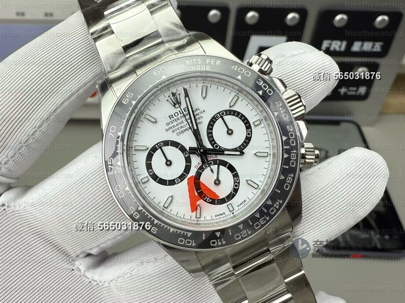 142克配重+904L精钢！VS新版熊猫迪搭载丹东4131机芯，细节还原到什么程度？ | 奈斯探表