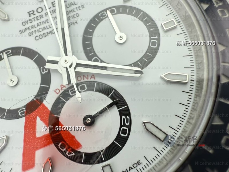 142克配重+904L精钢！VS新版熊猫迪搭载丹东4131机芯，细节还原到什么程度？ | 奈斯探表