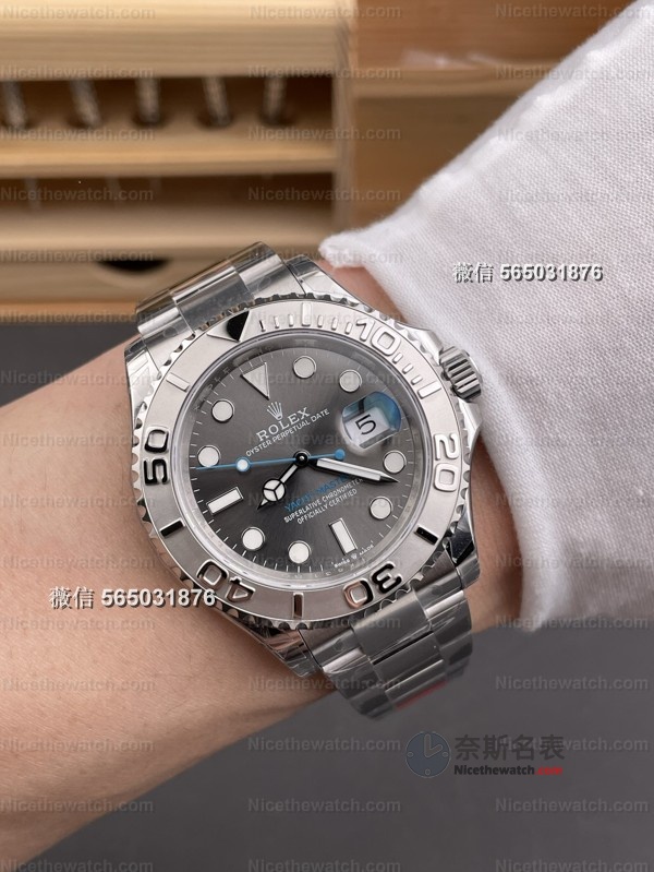 秒针蓝得刚刚好！VS灰游艇丹东3235评测：夜光饱满、圈口不割手、日历瞬跳！ | 奈斯探表