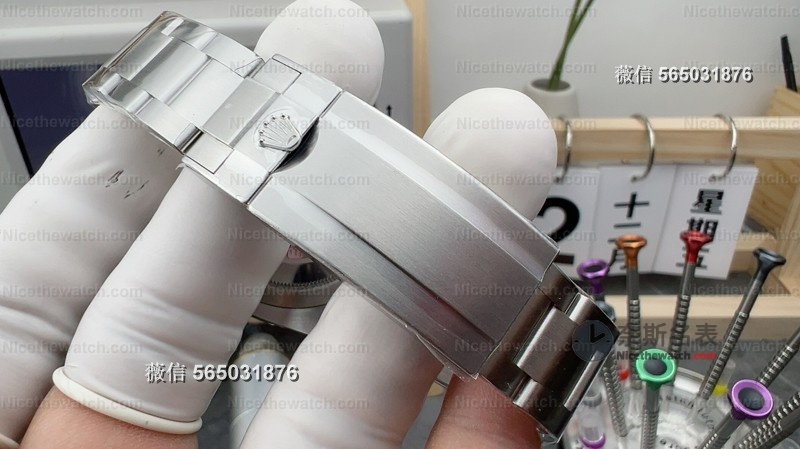 首发四代绿水鬼！ARF厂果木绿圈+丹东3235机芯，细节竟不输VS？ | 奈斯探表