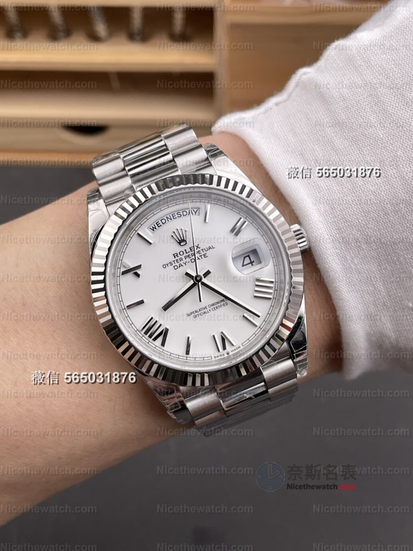 VS星期日志V2配重版实测：182克真压手感+丹东3255机芯，细节还原度炸裂！ | 奈斯探表