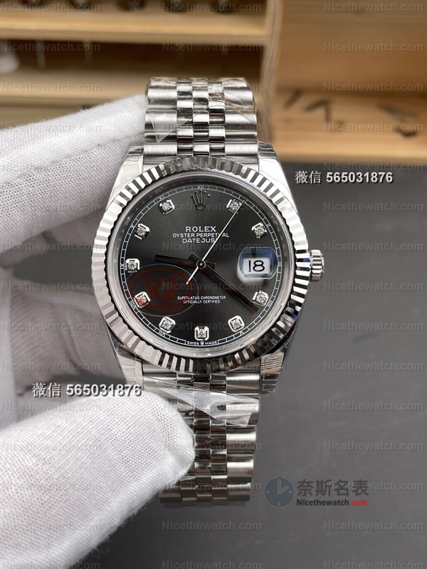 “灰钻=会赚”？VS灰钻日志深度实测：莫桑钻+丹东3235机芯，细节拉满太香了！ | 奈斯探表