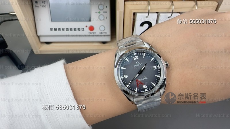 小表盘杀回来了！VS厂欧米茄海马铁霸38mm，低调复古却细节拉满 | 奈斯探表