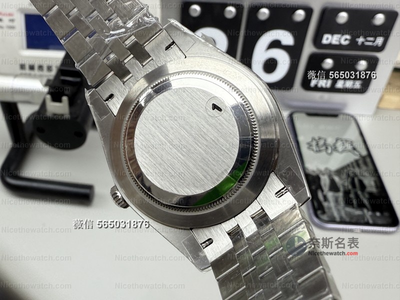 狗牙圈闪到反光？VS厂绿萝日志V2细节解析，这做工真的像正品？ | 奈斯探表