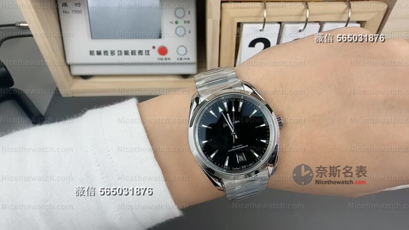 小手腕福音！VS厂欧米茄38mm黑盘海马复刻表深度评测：丹东8800机芯+54小时储能真香！ | 奈斯探表