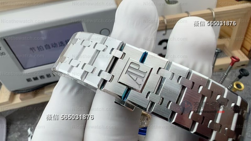 VS终于做AP了！VS新款AP橡树15500灰盘深度对比APS，谁更值得入？ | 奈斯探表