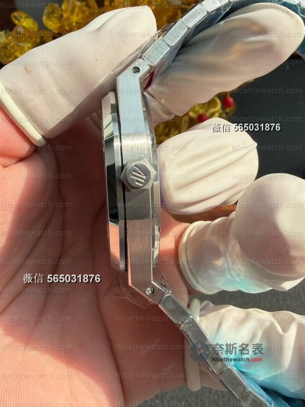 自留了VS厂15500钢王！丹东4302机芯+陶瓷滚珠，细节太狠了 | 奈斯探表