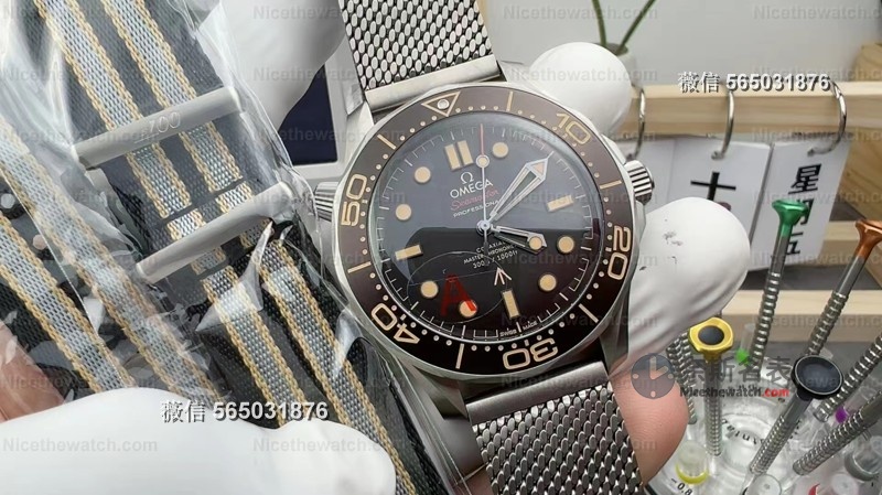 上手VS厂V4版“无瑕赴死”后，终于明白它凭什么敢叫“无瑕” | 奈斯探表