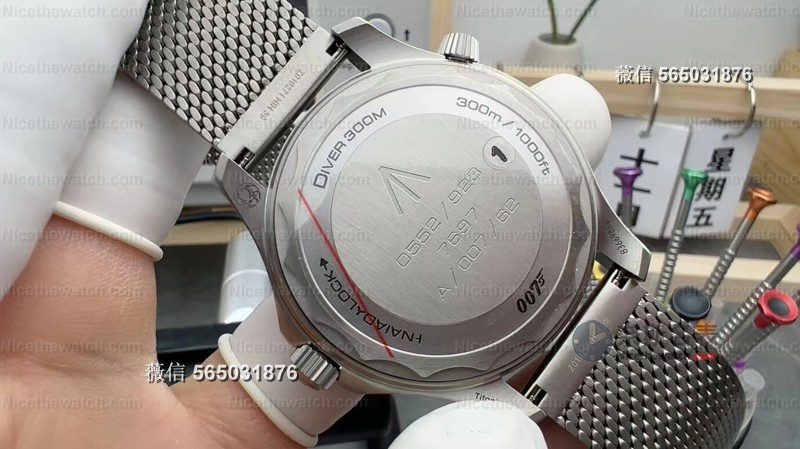 上手VS厂V4版“无瑕赴死”后，终于明白它凭什么敢叫“无瑕” | 奈斯探表