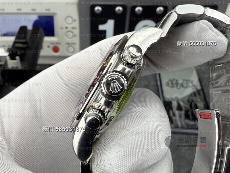 亲自上手VS厂冰蓝迪配重V3版：177克真有分量？丹东4131机芯到底稳不稳？ | 奈斯探表