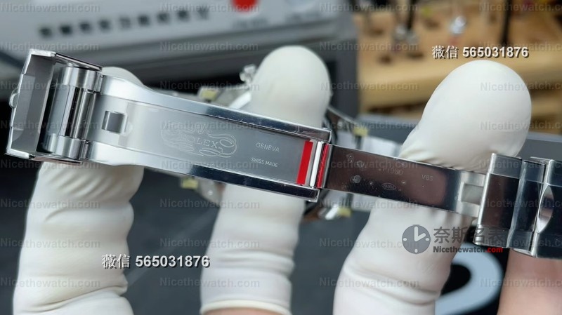 莫桑钻+冰蓝盘+丹东4131！上手VS厂冰蓝钻迪V3配重版，这做工是目前最高版本吗？ | 奈斯探表