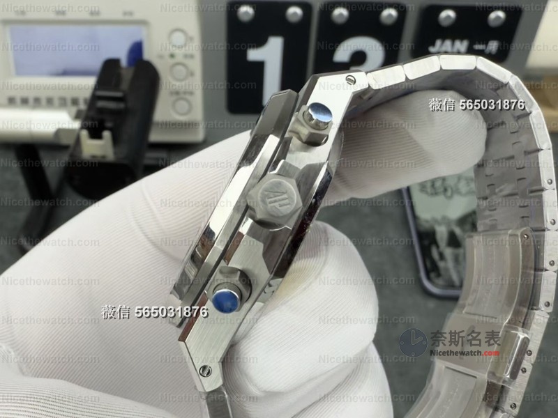 V1 vs V2怎么??？深度解析APS 26240无卡度四砝码机芯升级，看完你就知道该买哪个！ | 奈斯探表