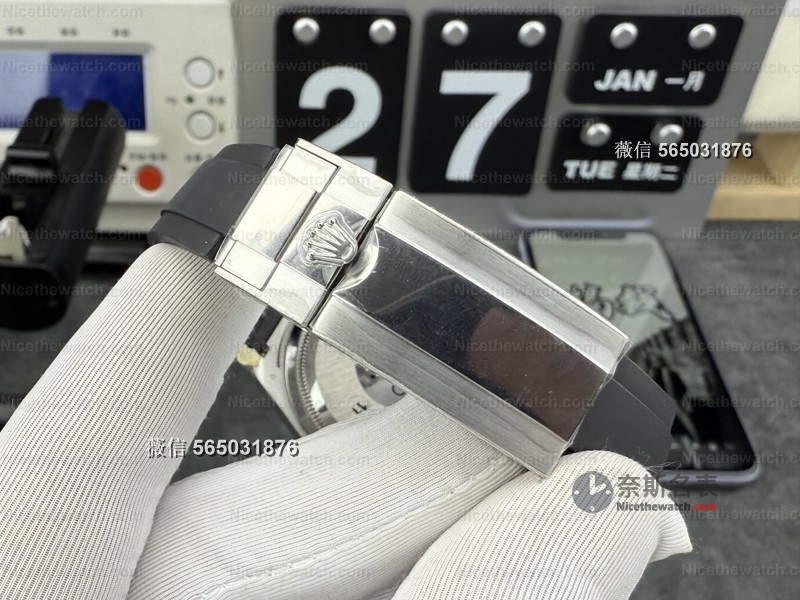 戴了30天才敢说：VS厂水泥灰迪通拿配重版，这枚"坠手"的复刻表让我戒了原装瘾！ | 奈斯探表