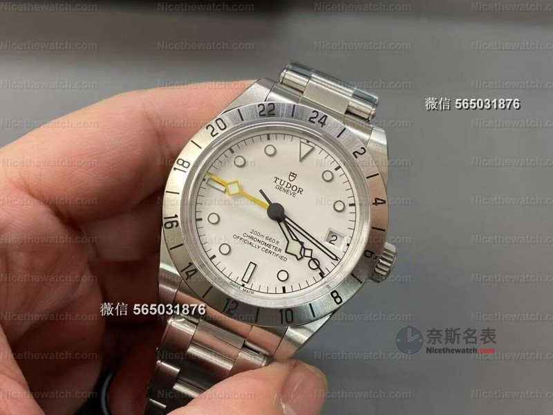 39mm小表径逆袭！ZF厂帝舵79470实测：T-fit快调救我狗命，通勤党闭眼入 | 奈斯探表