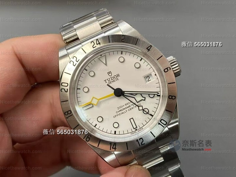 39mm小表径逆袭！ZF厂帝舵79470实测：T-fit快调救我狗命，通勤党闭眼入 | 奈斯探表