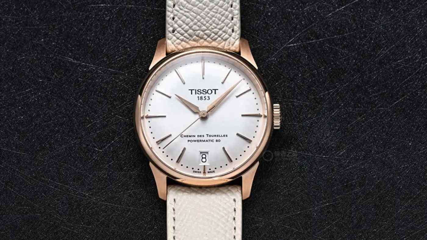 送女生的第一块瑞士机械表！天梭杜鲁尔“奶油款”，6800元把温柔戴在腕间 | 奈斯探表