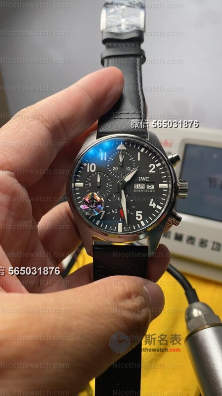 APS 工厂万国飞行员深度评测：丹东 69385 一体机芯为何成为玩家首??？ | 奈斯探表
