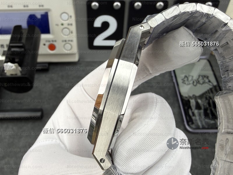 THB厂爱彼15407镂空复刻实测：一体镂空机芯，这款"骨架艺术品"真的顶！ | 奈斯探表
