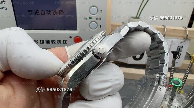 VS厂海马600小尺寸实测：39.5mm+丹东8800一体机芯，小手腕福音来了！ | 奈斯探表