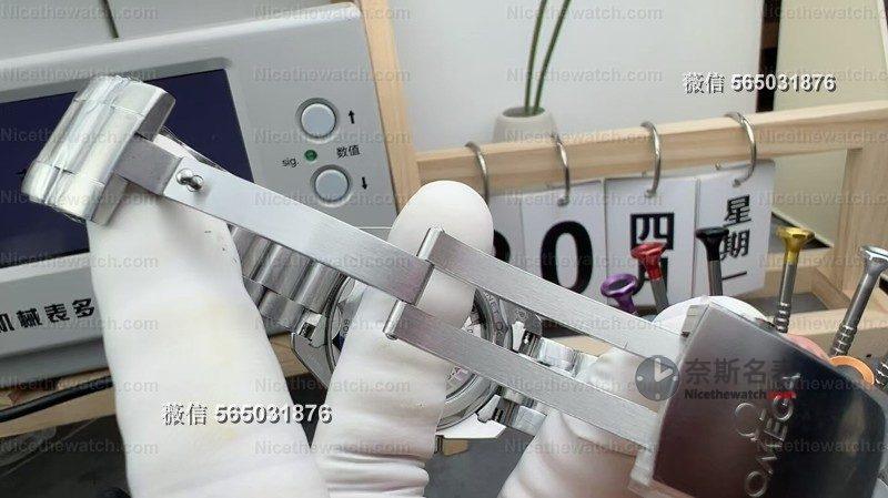 VS厂海马600小尺寸实测：39.5mm+丹东8800一体机芯，小手腕福音来了！ | 奈斯探表