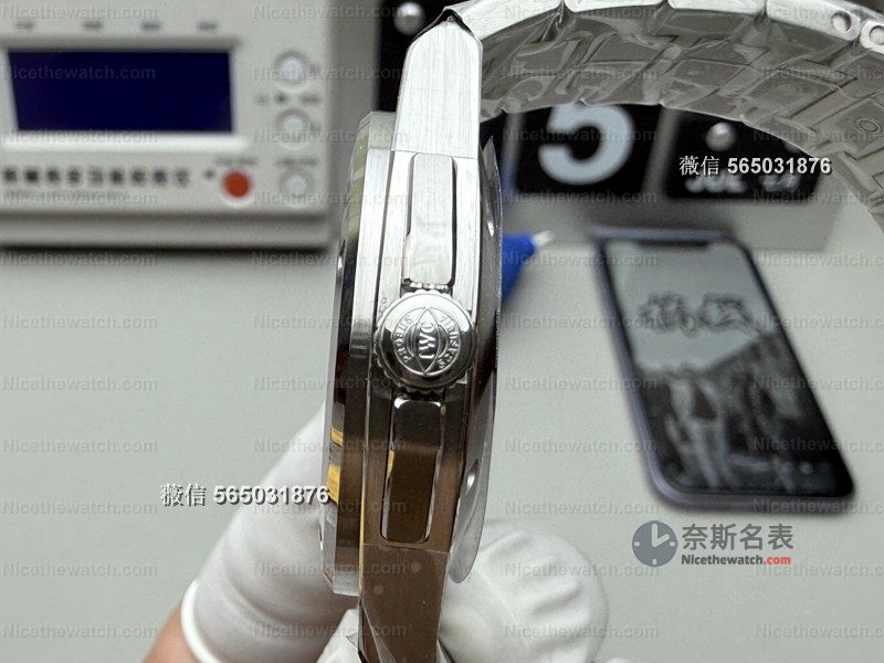 V7停产别慌！MZ厂万国工程师接棒实测：牛油果绿+海鸥2892，这做工真香了！ | 奈斯探表