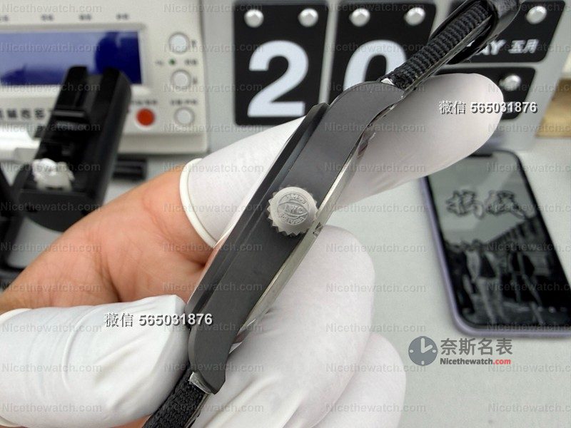 万国黑桃A复刻选哪家？认准M+厂陶瓷钛金属+瑞士夜光，暗夜王牌视觉效果吊打同级 | 奈斯探表
