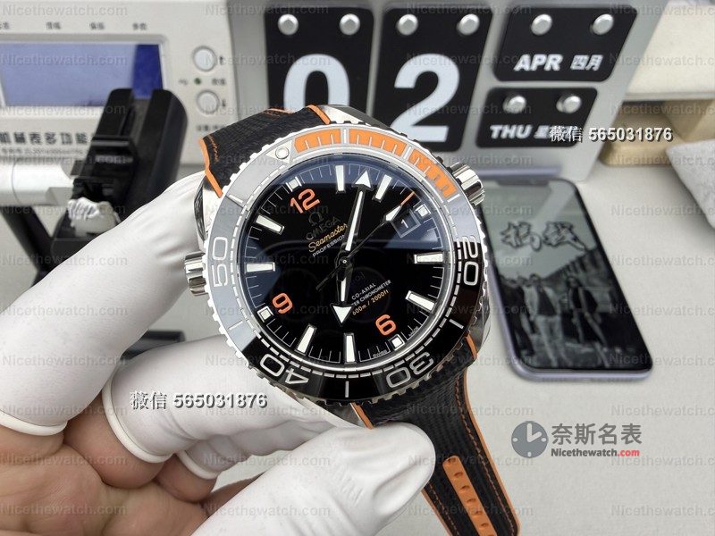 VS厂欧米茄四分之一橙V2版实测：8900一体机芯+软胶圈口，两大核心优势解析 | 奈斯探表